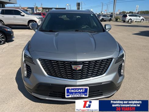 Used 2023 Cadillac XT4 Premium Luxury w/ Enhanced Visibility Package image 11