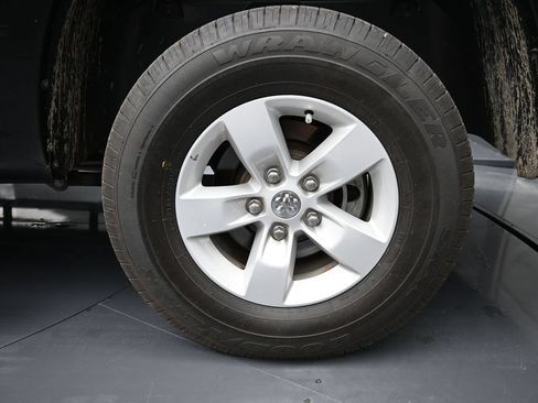 Used 2024 RAM 1500 Classic SLT AWD/4WD image 2