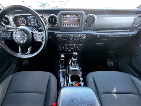Used 2018 Jeep Wrangler Unlimited Sport S AWD/4WD image 18