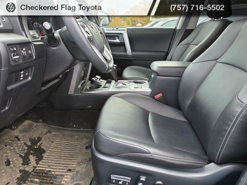 Used 2023 Toyota 4Runner TRD Sport image 9