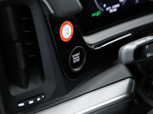 New 2026 Porsche Cayenne Coupe image 20