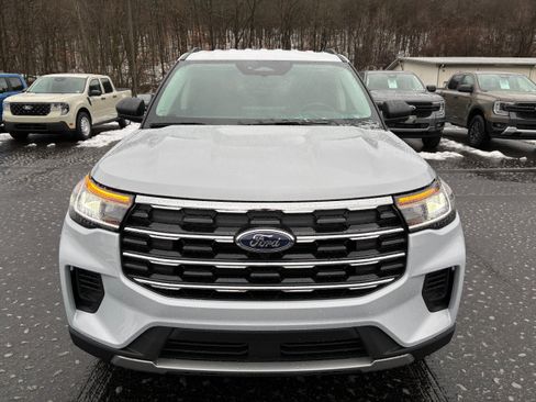 New 2026 Ford Explorer Active image 2