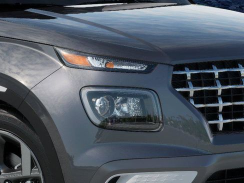 New 2026 Hyundai Venue SEL FWD image 9