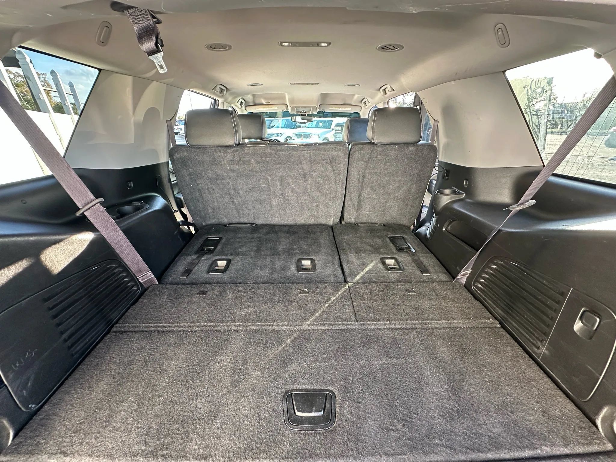 Used 2017 GMC Yukon SLE w/ Convenience Package RWD image 30