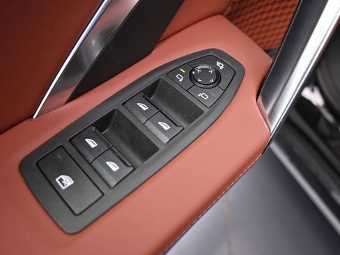 New 2026 BMW X1 xDrive28i w/ Technology Package AWD/4WD image 9