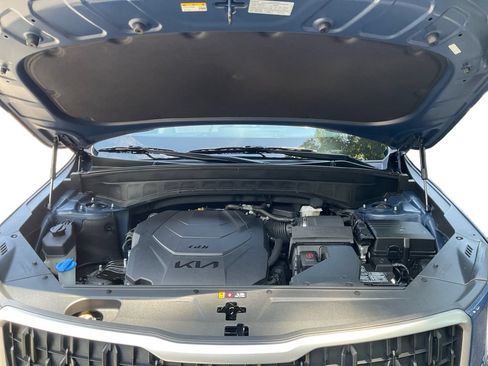 Used 2023 Kia Telluride EX w/ EX Captain's Chair Package FWD image 14