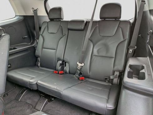Used 2023 Kia Telluride S image 25