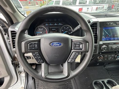Used 2021 Ford F350 XLT w/ XLT Premium Package AWD/4WD image 16