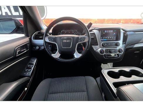 Used 2018 GMC Yukon SLE w/ HD Trailering Package AWD/4WD image 6