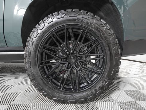 Used 2025 GMC Yukon XL AT4 Ultimate image 37