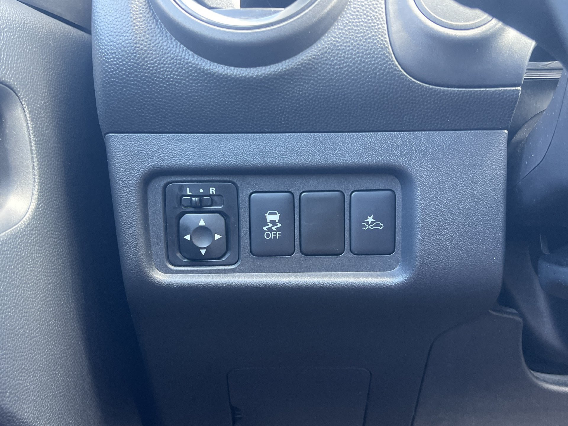 Used 2024 Mitsubishi Mirage ES FWD image 12