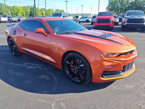Used 2023 Chevrolet Camaro SS RWD image 7