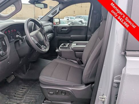 Used 2024 Chevrolet Silverado 1500 Custom Trail Boss w/ LPO, Dark Essentials Package image 15