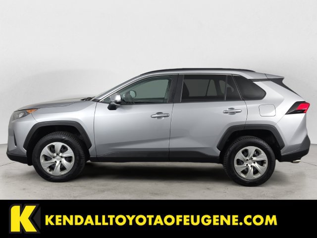 Used 2021 Toyota RAV4 LE AWD/4WD image 8