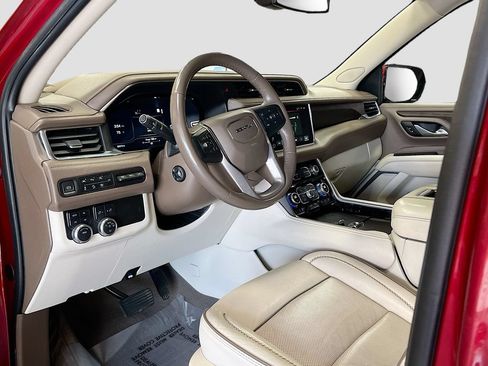 Used 2022 GMC Yukon Denali AWD/4WD image 9