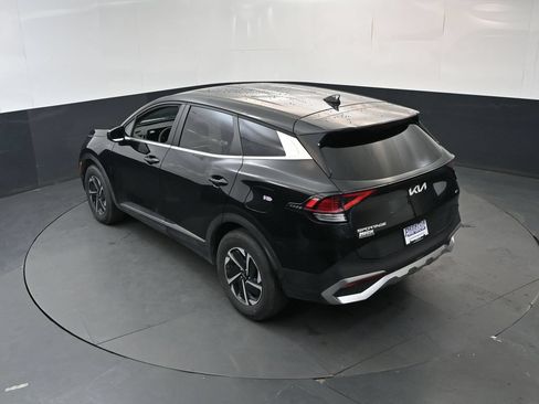 Certified 2025 Kia Sportage LX AWD/4WD image 31