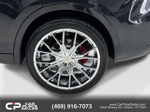 Used 2017 Maserati Levante w/ Sport Package AWD/4WD image 41