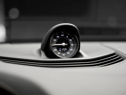 Used 2023 Porsche Taycan GTS image 46