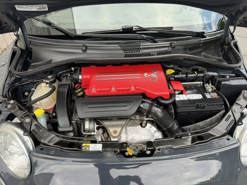 Used 2017 FIAT 500 Abarth w/ Popular Equipment Package FWD image 5