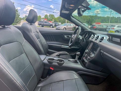 Used 2019 Ford Mustang Premium RWD image 15