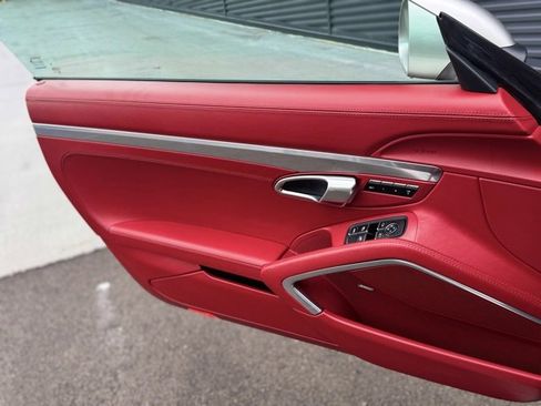 Used 2013 Porsche 911 Carrera S image 13