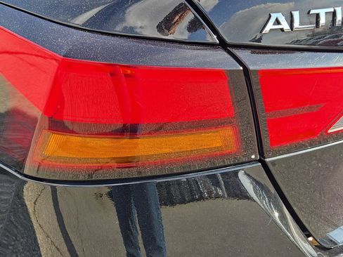 Used 2021 Nissan Altima 2.5 SV image 13