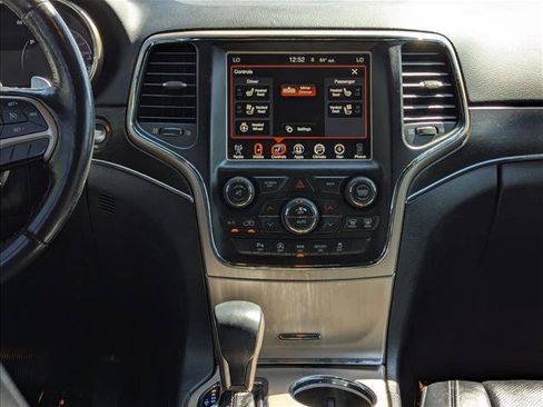 Used 2016 Jeep Grand Cherokee Limited w/ Luxury Group II RWD image 15