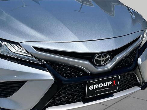 Used 2020 Toyota Camry XSE FWD image 28