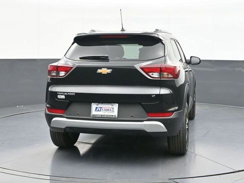 New 2026 Chevrolet TrailBlazer LT w/ Driver Confidence Package FWD image 8