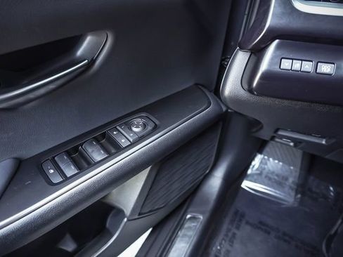 Certified 2025 Lexus UX 300h FWD w/ Accessory Package (Z2) image 12