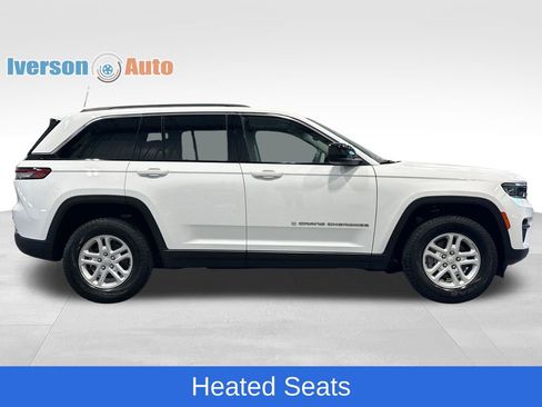 Used 2023 Jeep Grand Cherokee Laredo w/ Luxury Tech Group I AWD/4WD image 11