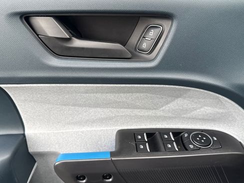 New 2026 Ford Maverick XLT image 9