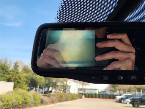 Used 2014 GMC Yukon SLT w/ Texas Edition image 17