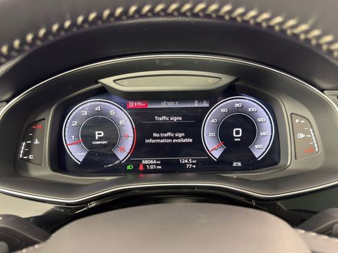 Used 2020 Audi Q8 Premium Plus w/ Premium Plus Package image 19