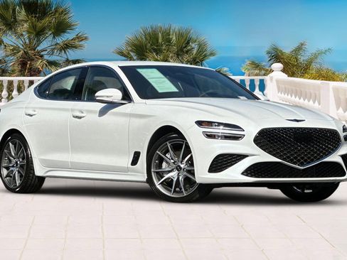 Used 2025 Genesis G70 2.5T image 2