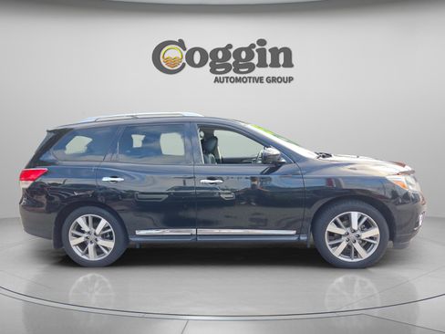 Used 2015 Nissan Pathfinder Platinum FWD image 6