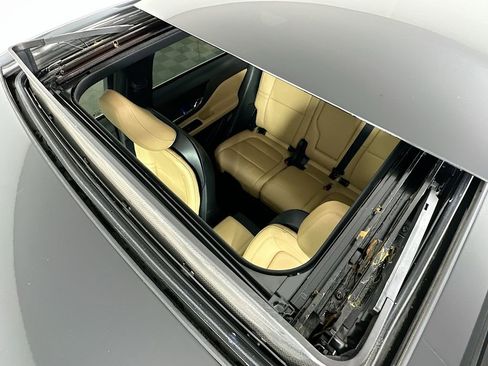 Used 2022 Lincoln Corsair Reserve w/ Elements Package FWD image 22