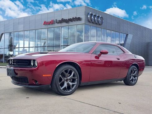 Used 2020 Dodge Challenger SXT w/ Blacktop Package RWD image 1