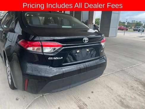 Used 2024 Toyota Corolla LE FWD image 9