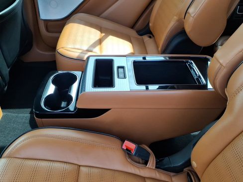 Used 2021 Lincoln Aviator Black Label image 13