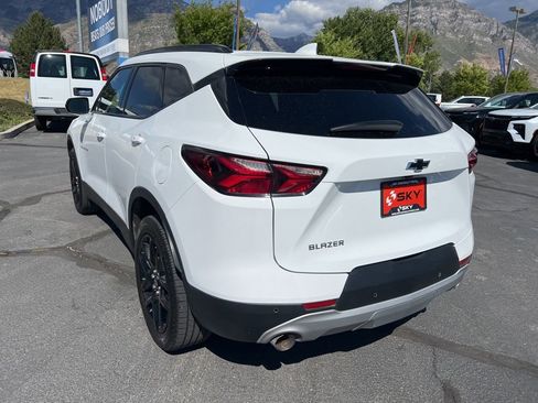 Used 2022 Chevrolet Blazer LT FWD image 11