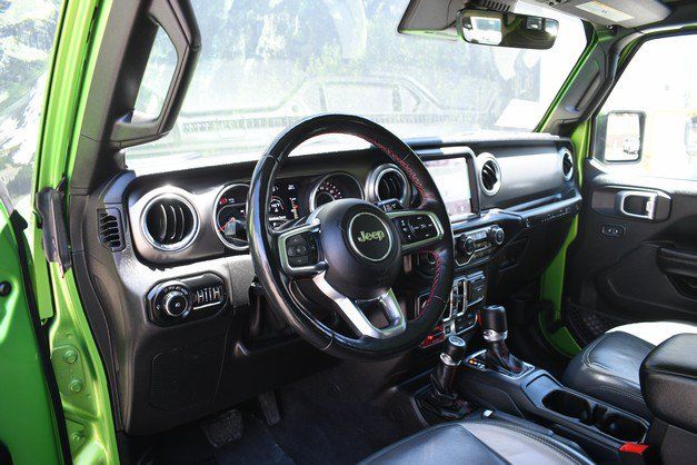 Used 2019 Jeep Wrangler Unlimited Rubicon w/ Dual Top Group AWD/4WD image 14