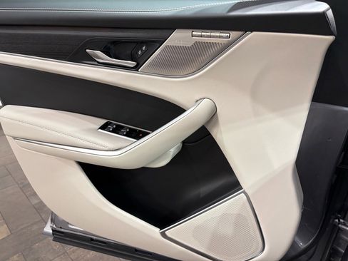 New 2026 Jaguar F-PACE R-Dynamic S image 20