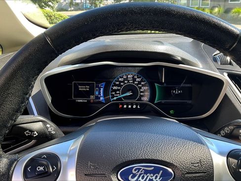 Used 2013 Ford C-MAX SE FWD image 13