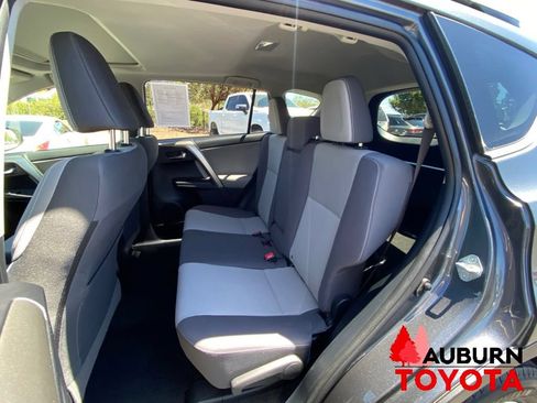 Used 2014 Toyota RAV4 XLE AWD/4WD image 23