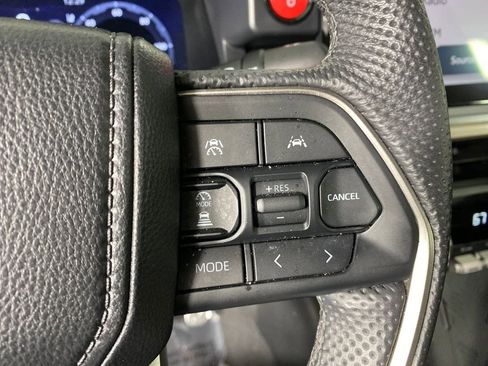 Used 2024 Toyota Tacoma TRD Sport image 15