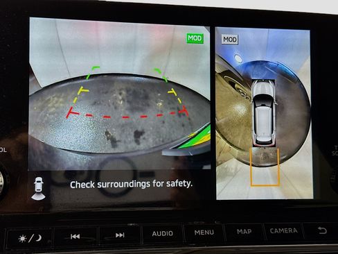 Used 2024 Mitsubishi Outlander SE Black Edition image 19