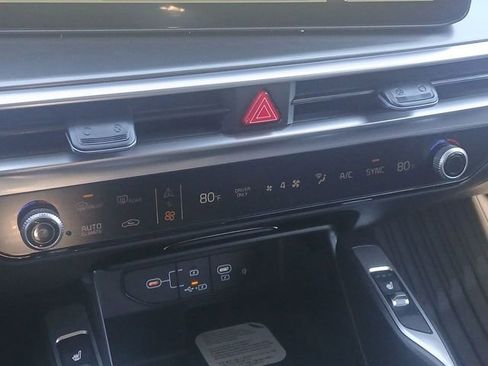 New 2026 Kia Sorento EX w/ EX Premium Package AWD/4WD image 19