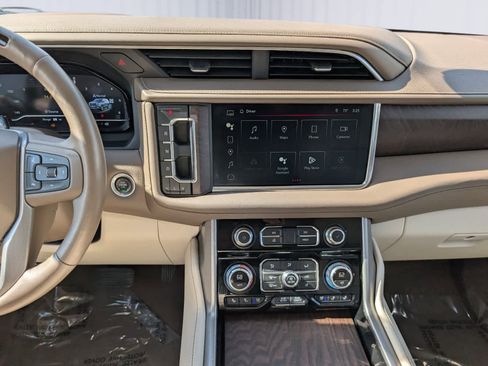 Certified 2024 GMC Yukon XL Denali w/ Advanced Technology Package AWD/4WD image 20