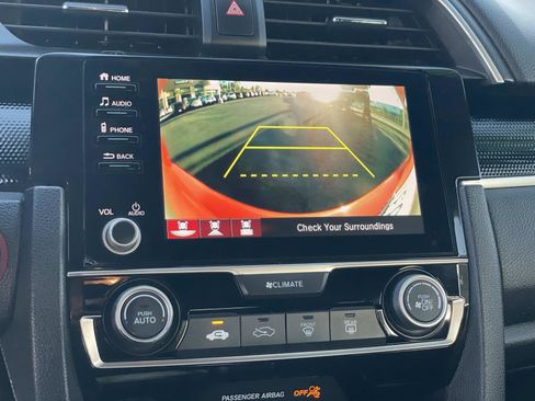 Used 2019 Honda Civic Sport image 12